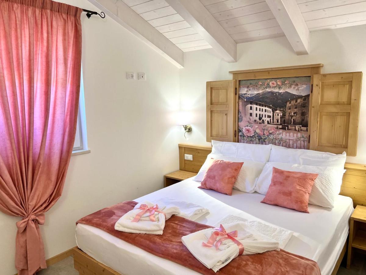 La Finestra Sul Giardino - Bed & Breakfast Cavedine